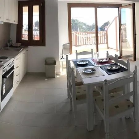 Διαμέρισμα Angies House Alonissos *